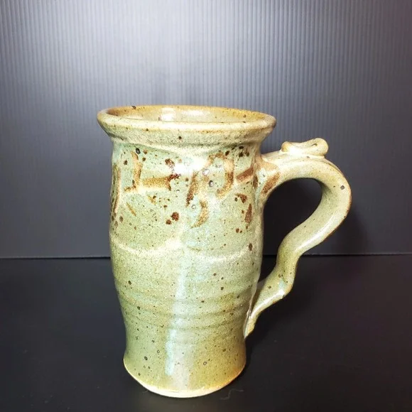 Studio Pottery Tall Mug Stoneware Leaf Motif Green Brown Handle with thumb rest - Picture 3 of 10
